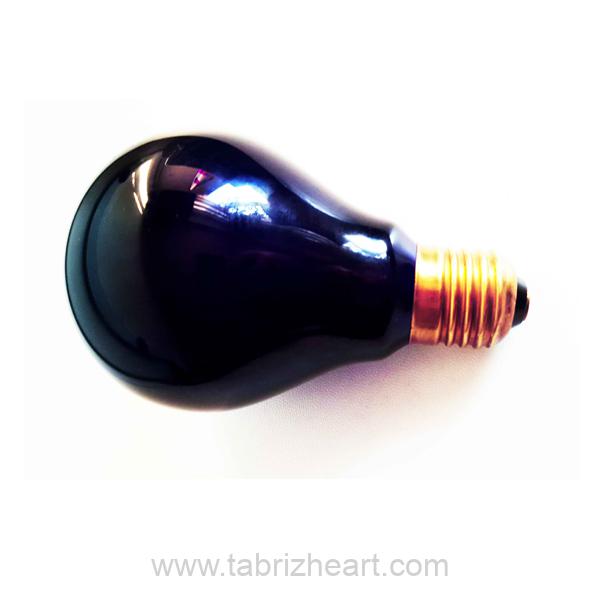 لامپ UV یکی از انواع لامپ های موجود در بازار است که می تواند اشعه یو وی را از خود بازتاب کند و اغلب در صنعت پزشکی مورد استفاده قرار می گیرند.