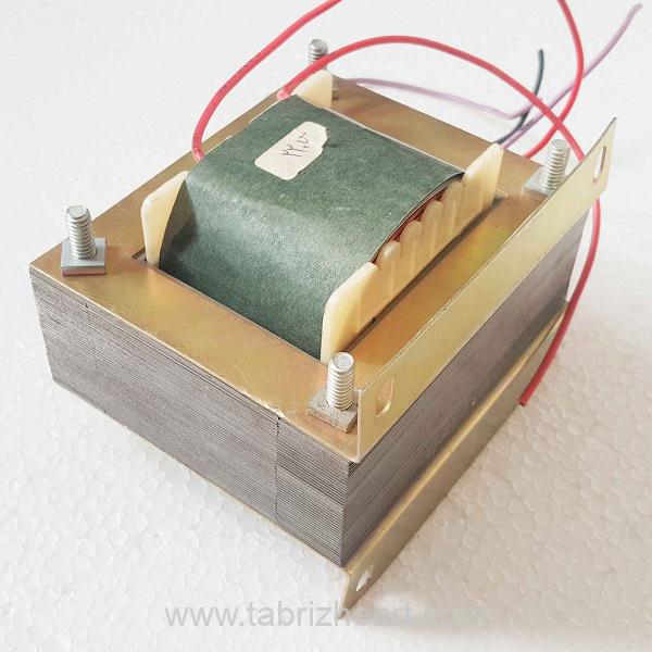 ترانسفورماتور یا ترانس جفت انرژی الکتریکی را به وسیلهٔ دو یا چند سیم پیچ و از طریق القای الکتریکی از مداری به مدار دیگر منتقل می کند